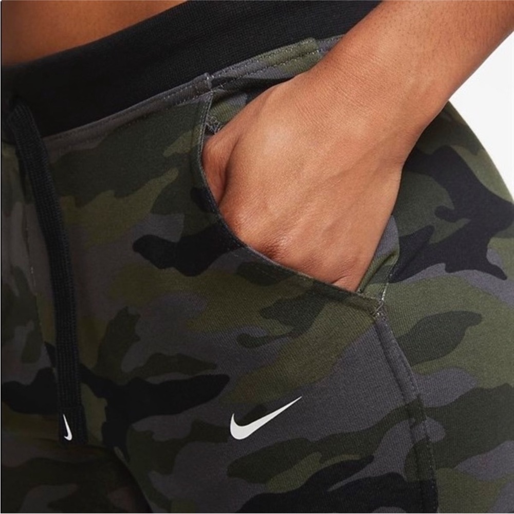 Nike Camo Dry Fit Get Fit Jogger Sweatpants small NEW - Picture 6 of 13